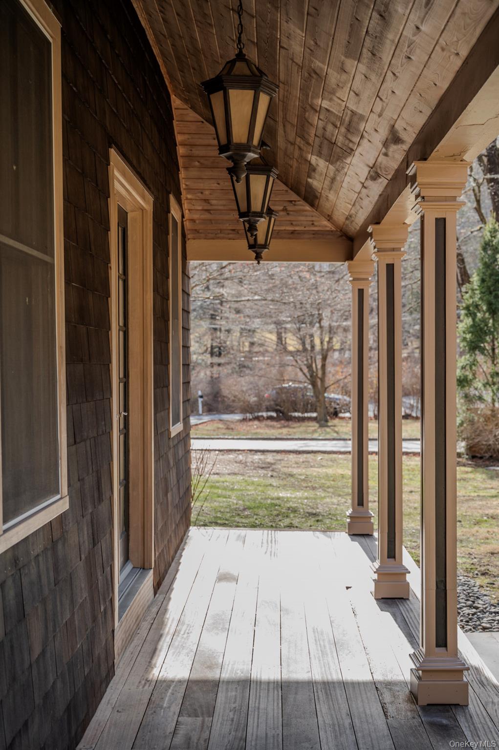 54 E Lake Stable Road