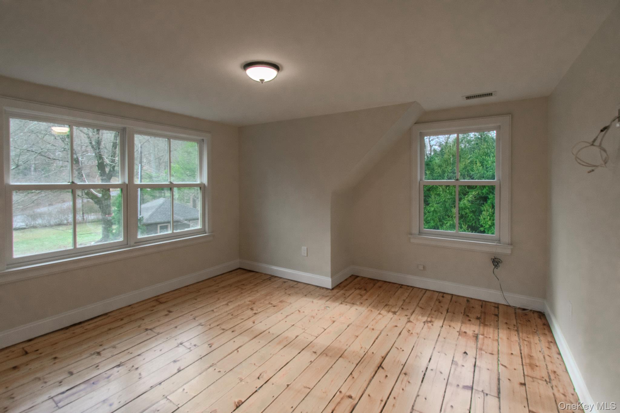 54 E Lake Stable Road