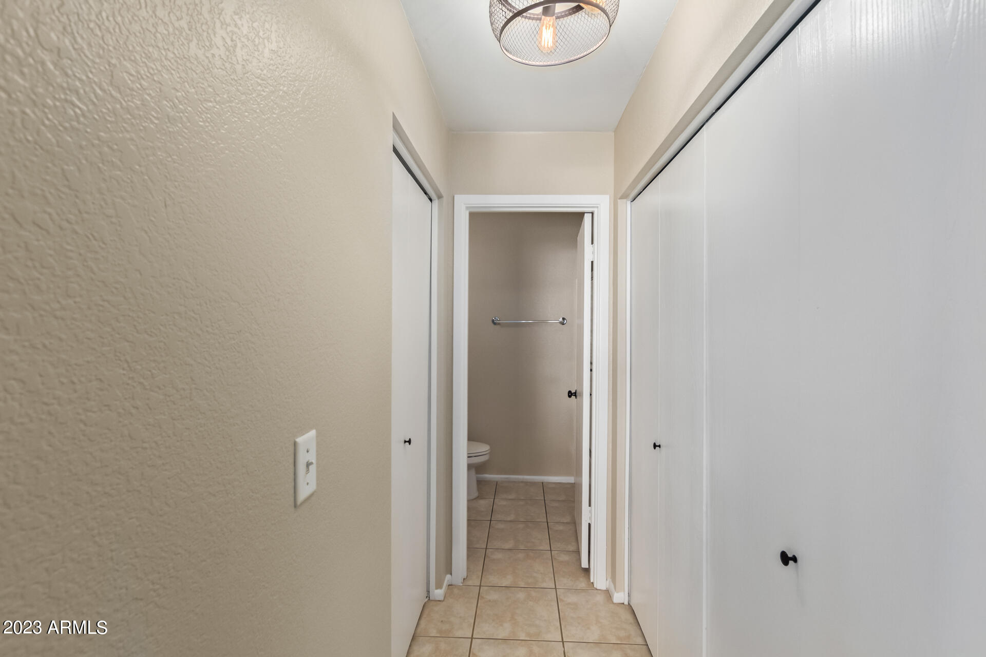 5136 E Evergreen Street, 1135