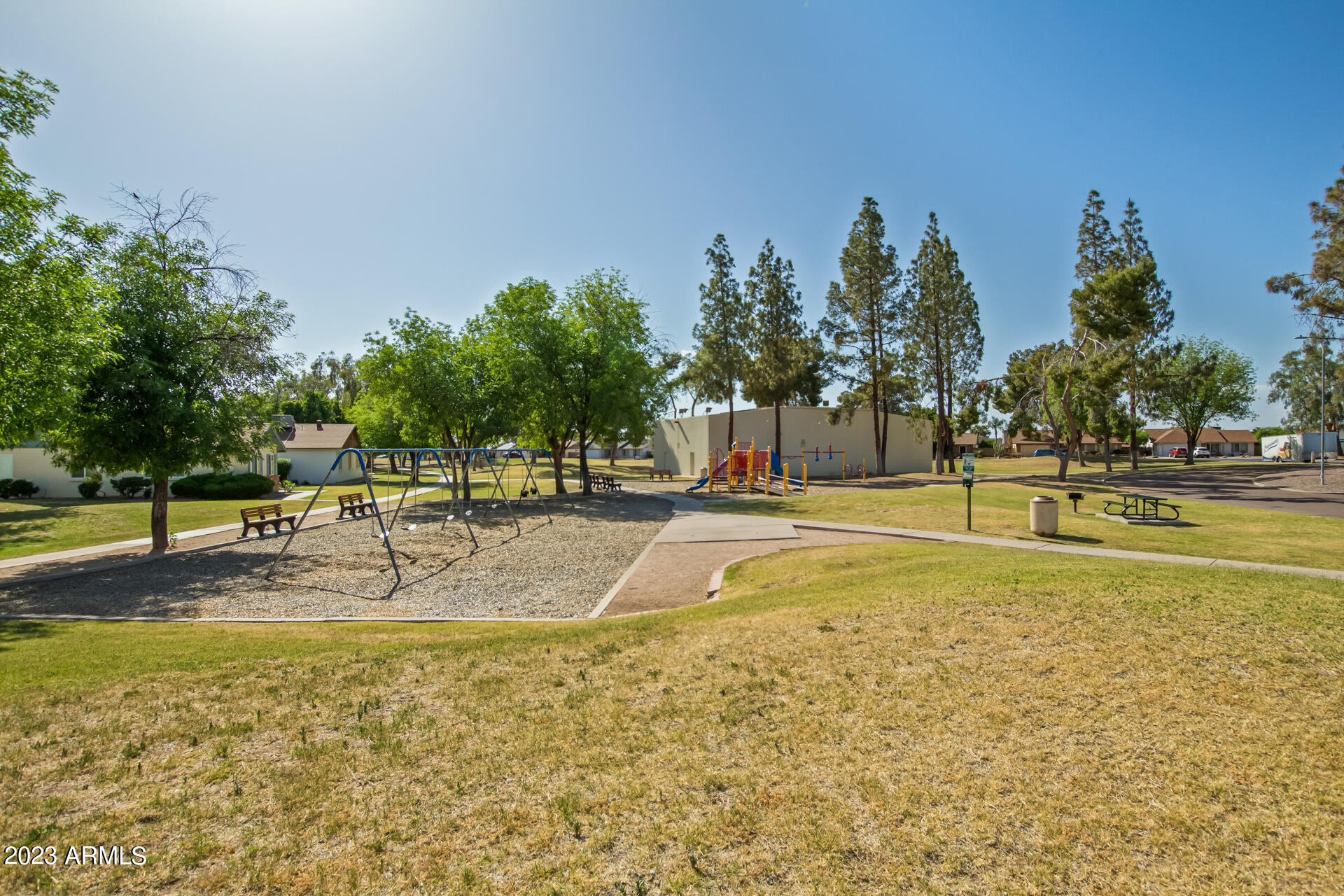 5136 E Evergreen Street, 1135