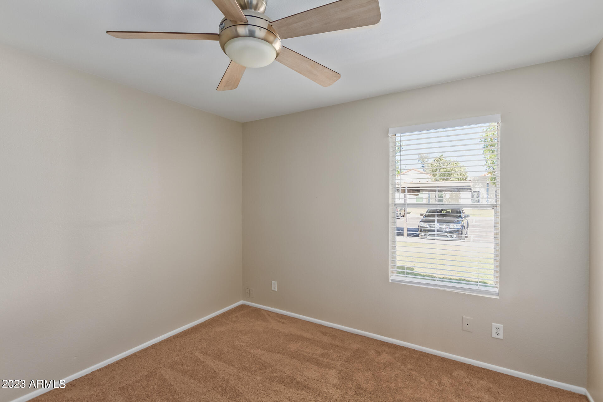 5136 E Evergreen Street, 1135