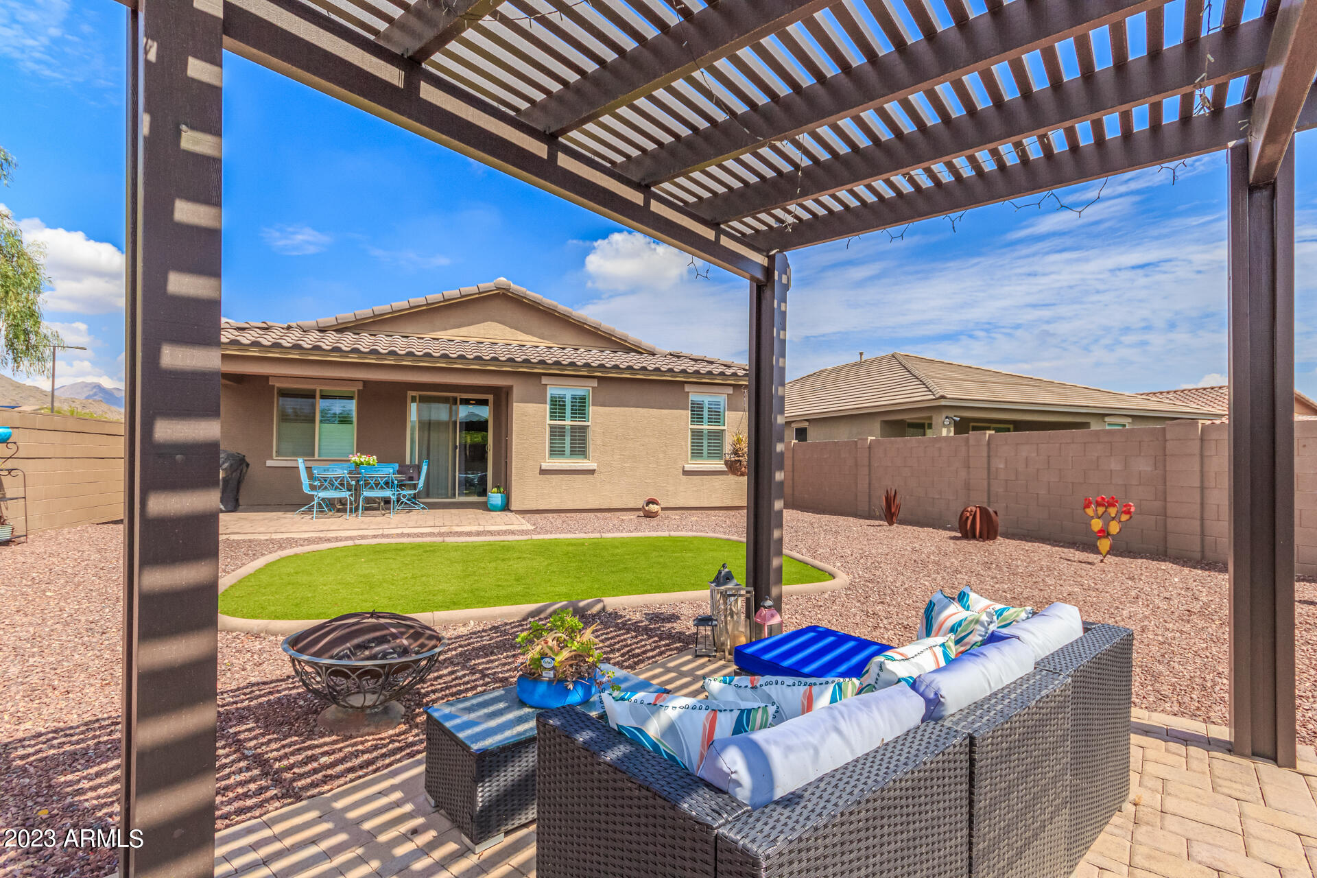 21293 W GRANADA Road