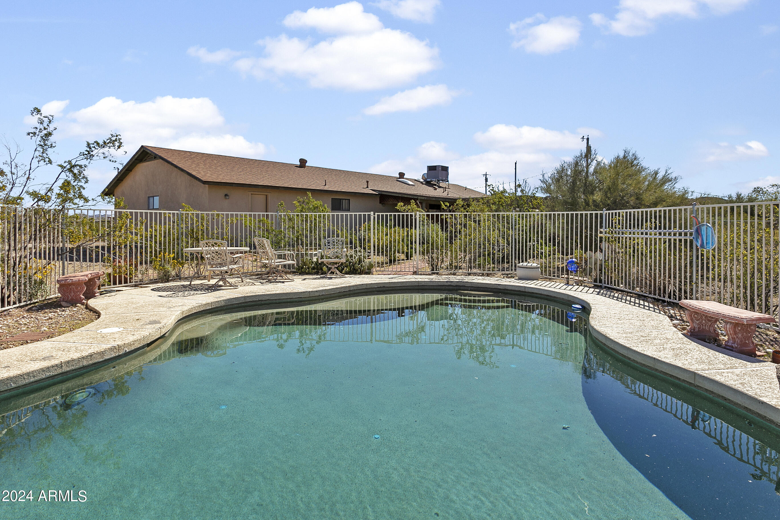 13602 S KIVA Road