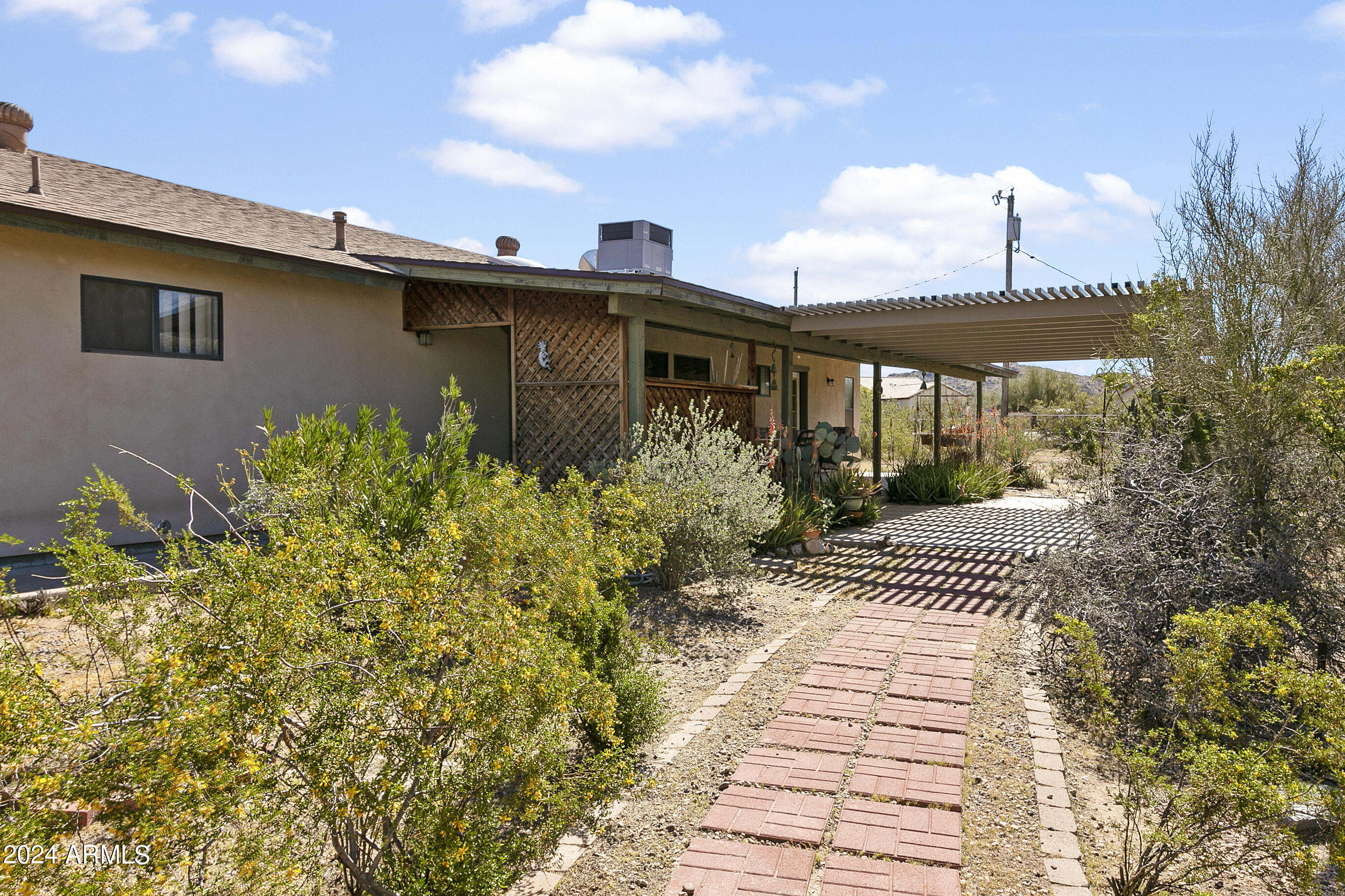 13602 S KIVA Road