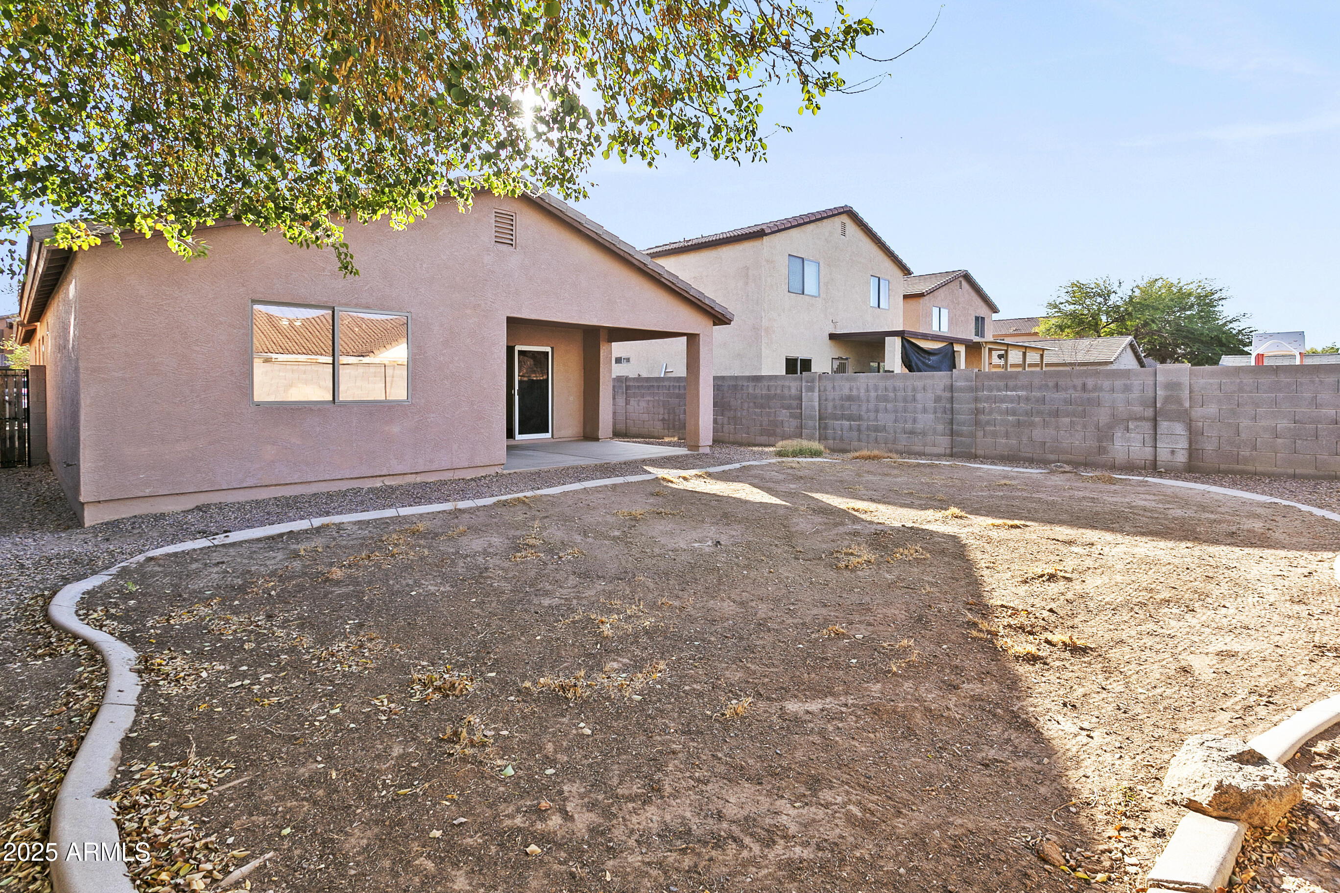 41176 N CAMBRIA Drive
