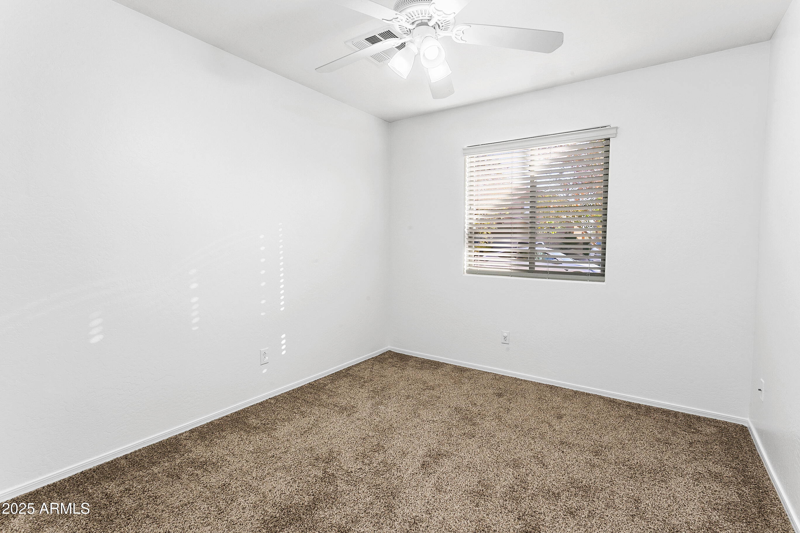 41176 N CAMBRIA Drive