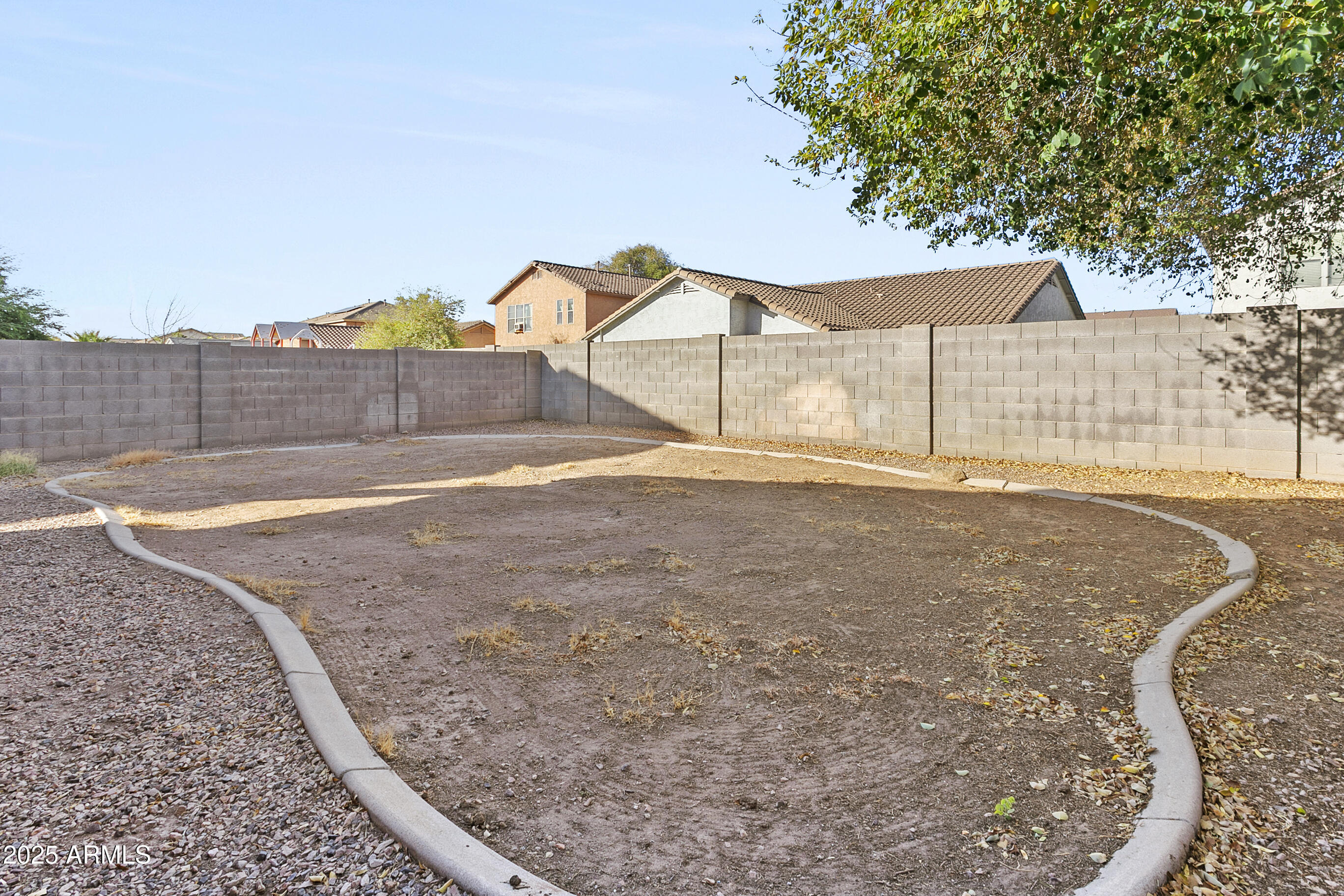 41176 N CAMBRIA Drive