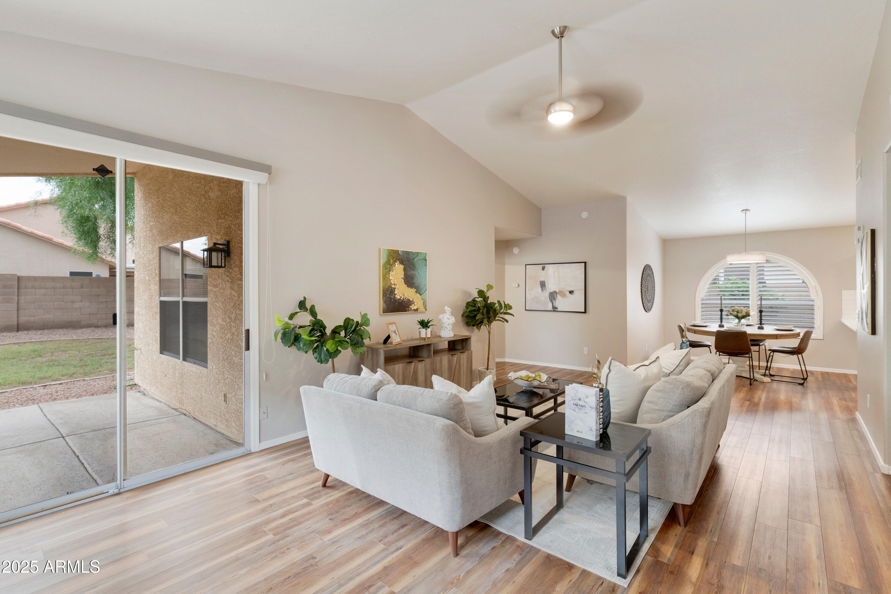 1281 E SIERRA MADRE Avenue