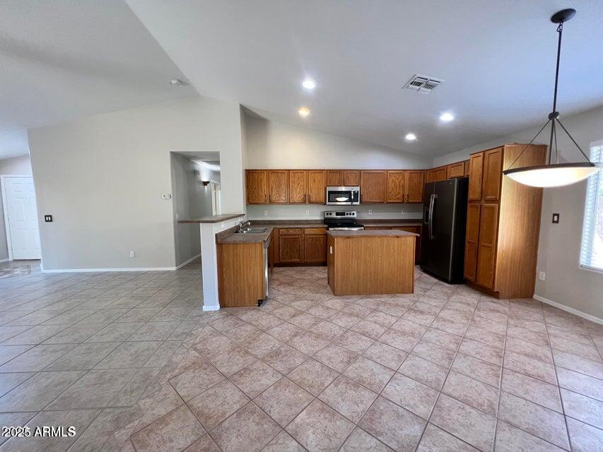 4886 E THUNDERBIRD Drive