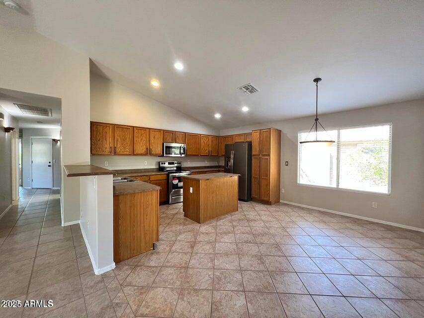 4886 E THUNDERBIRD Drive