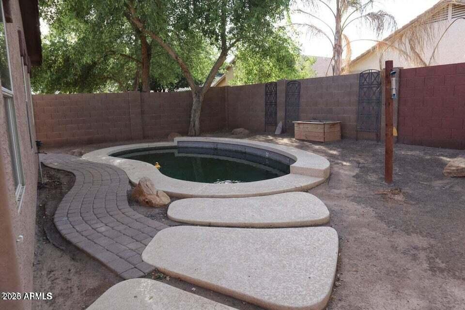 4886 E THUNDERBIRD Drive