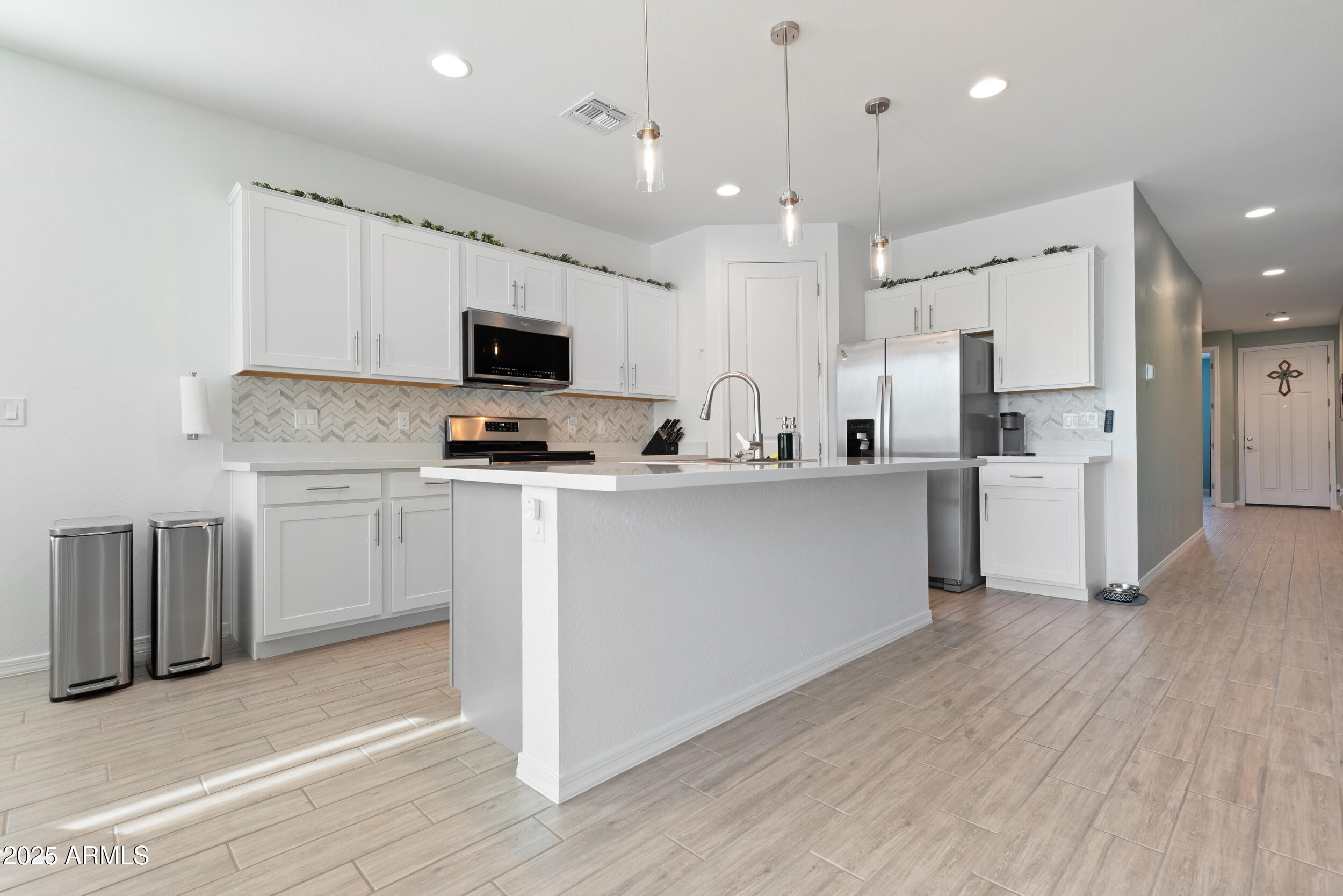 11245 E UPTON Avenue