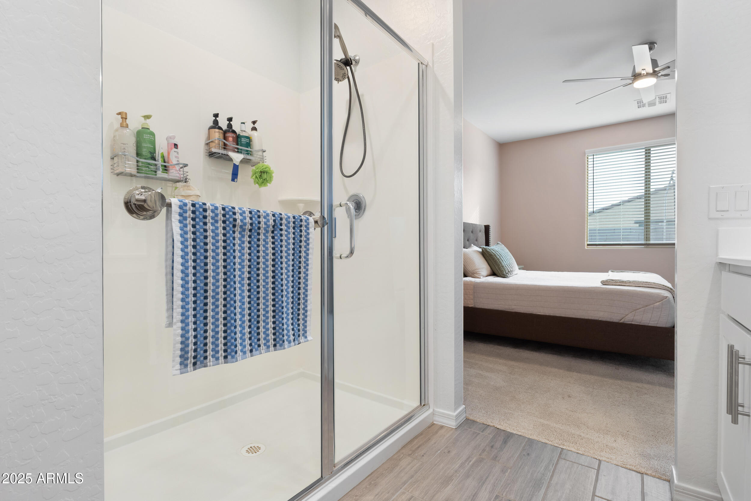 11245 E UPTON Avenue