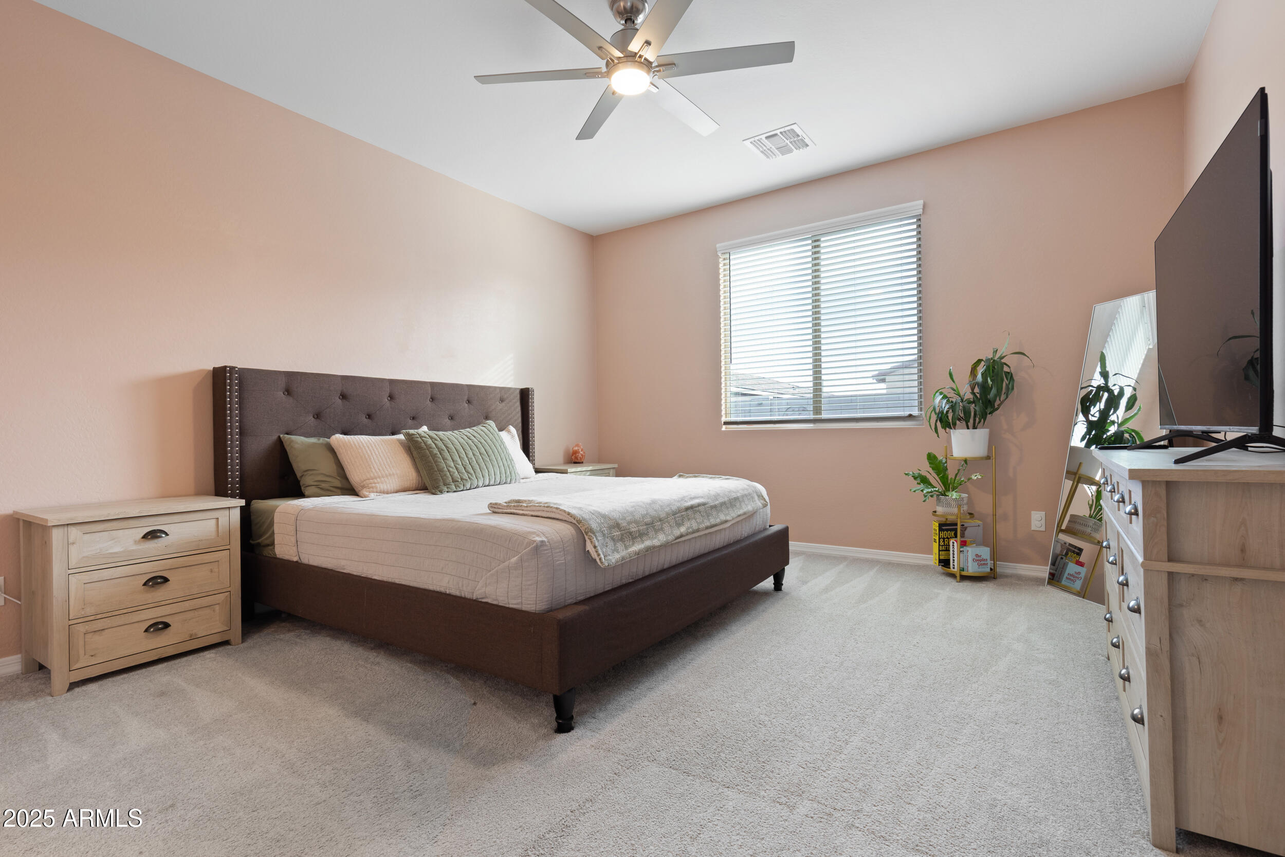 11245 E UPTON Avenue