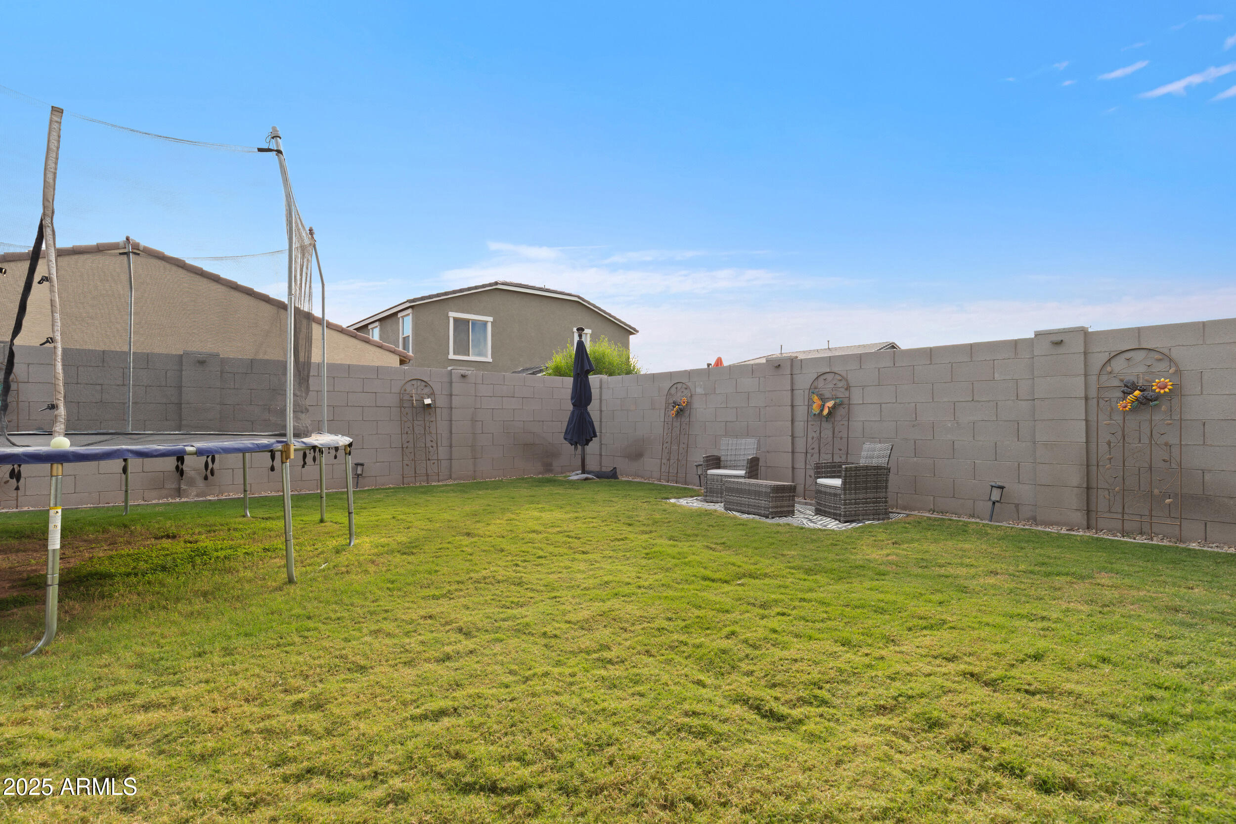 11245 E UPTON Avenue