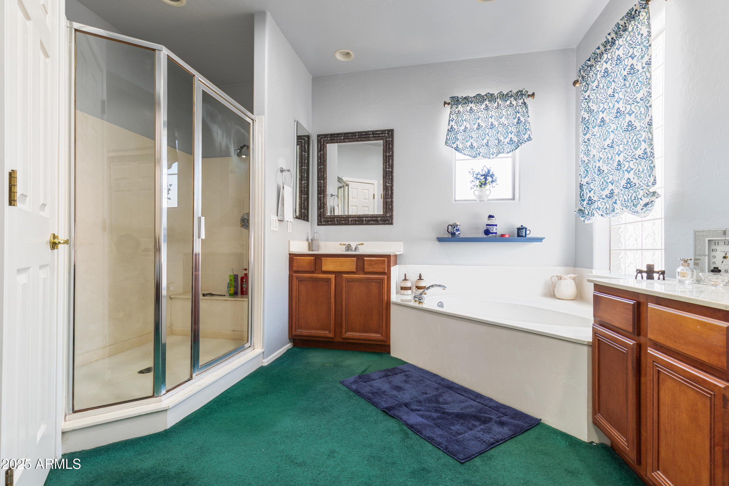 2821 E NUNNELEY Road