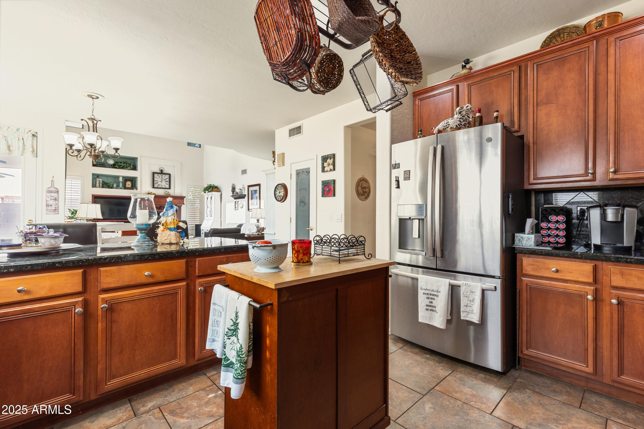 2821 E NUNNELEY Road