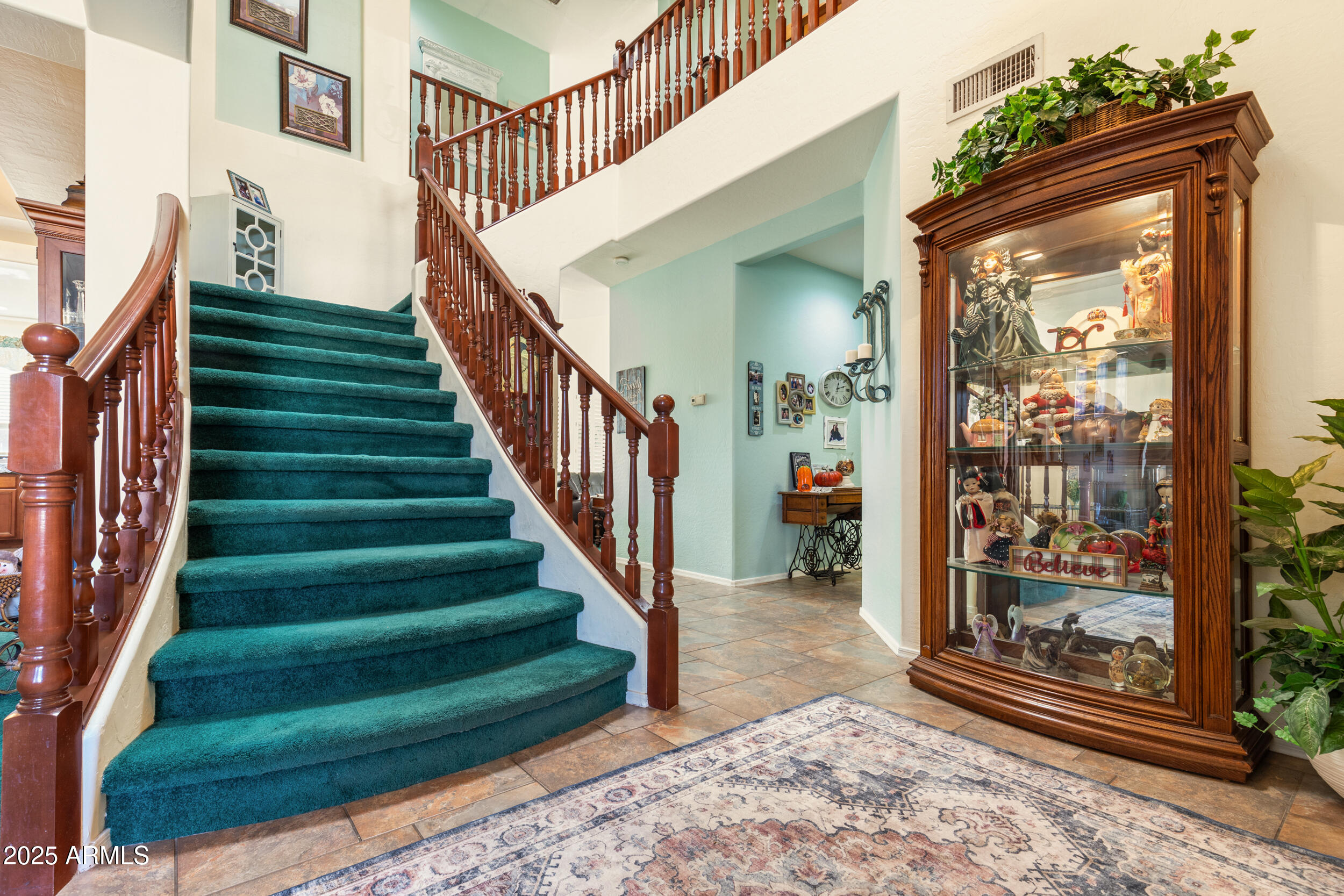 2821 E NUNNELEY Road