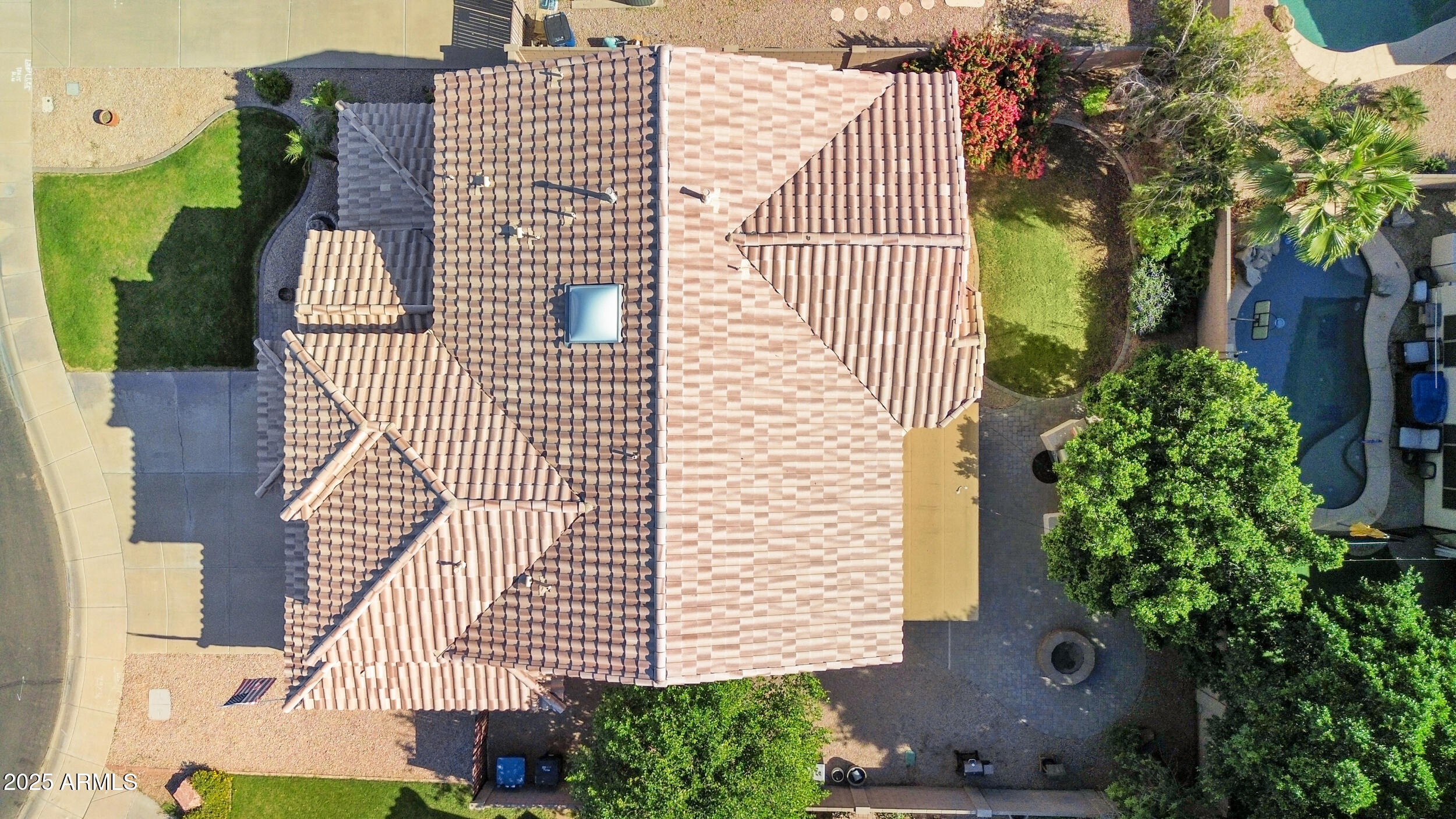 2821 E NUNNELEY Road