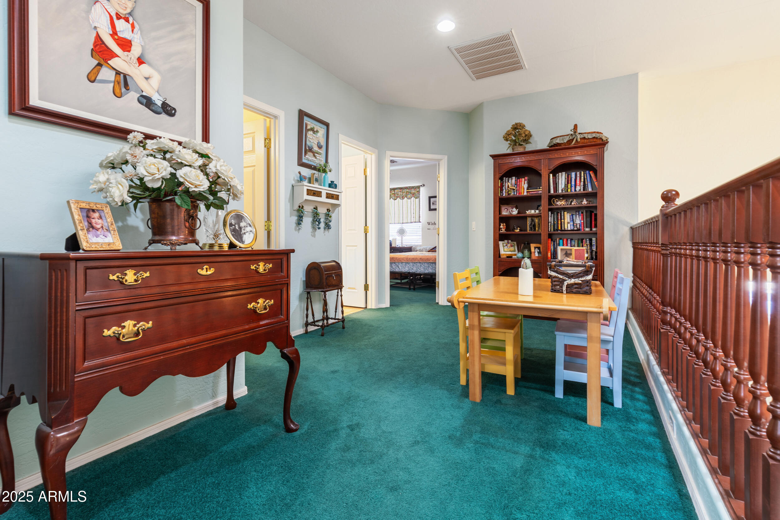 2821 E NUNNELEY Road