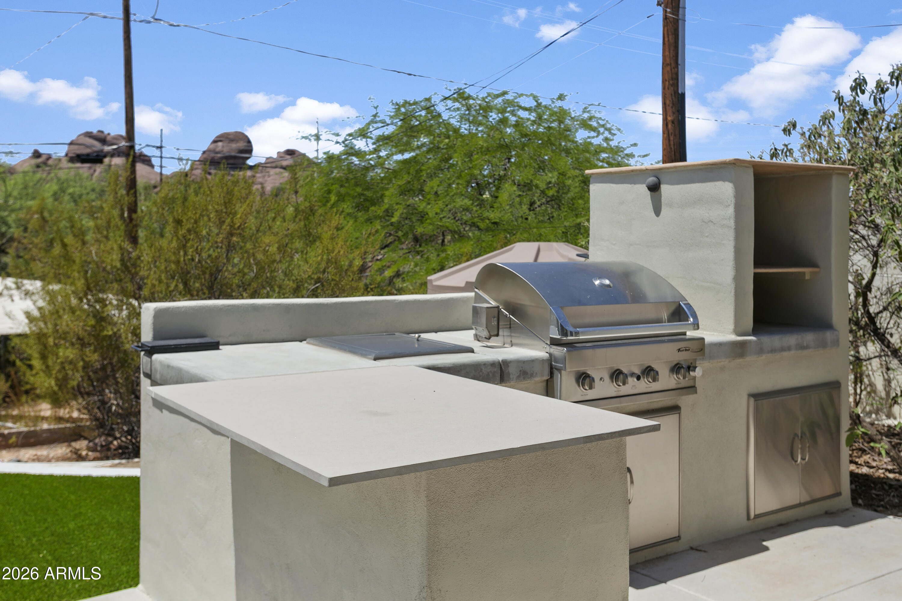 35 E PAPAGO Drive