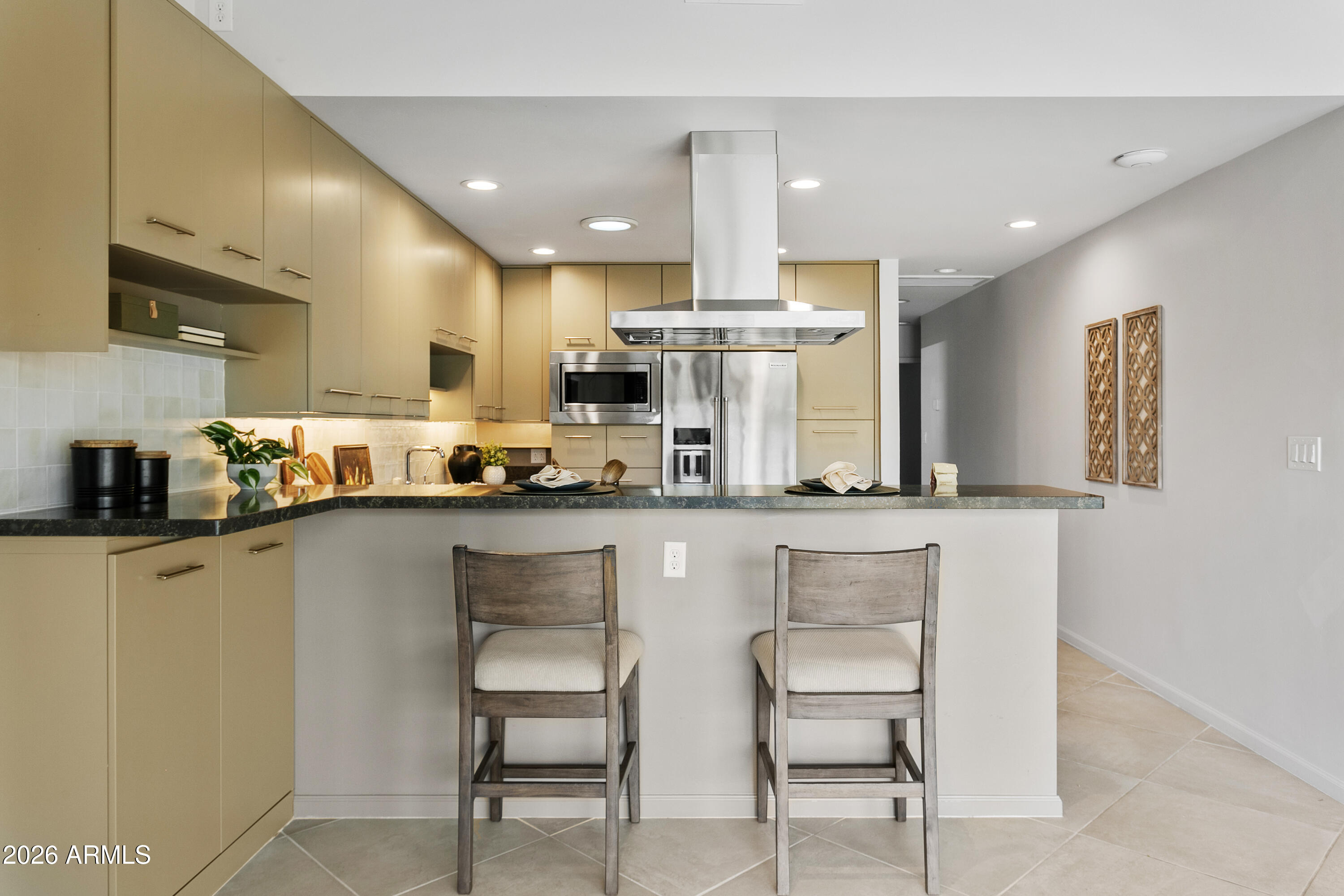 35 E PAPAGO Drive