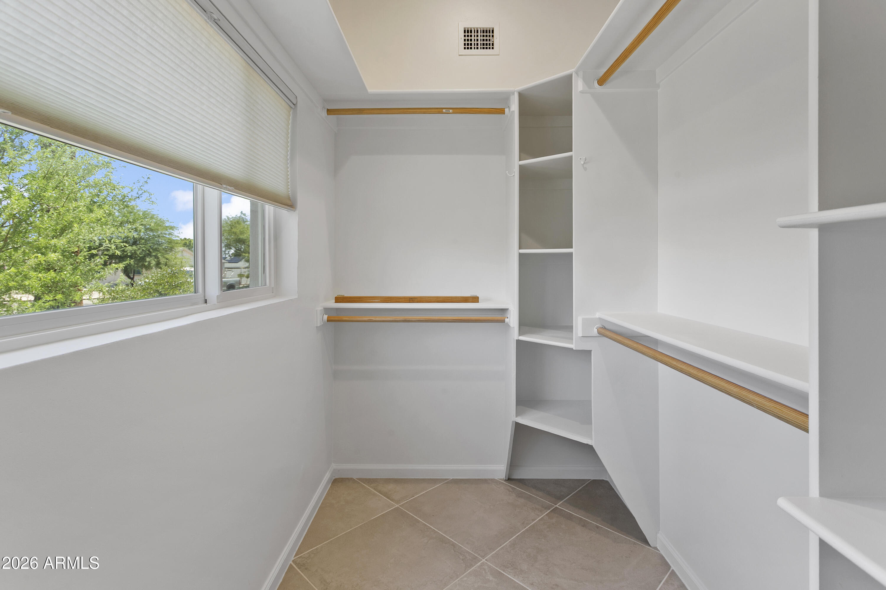 35 E PAPAGO Drive