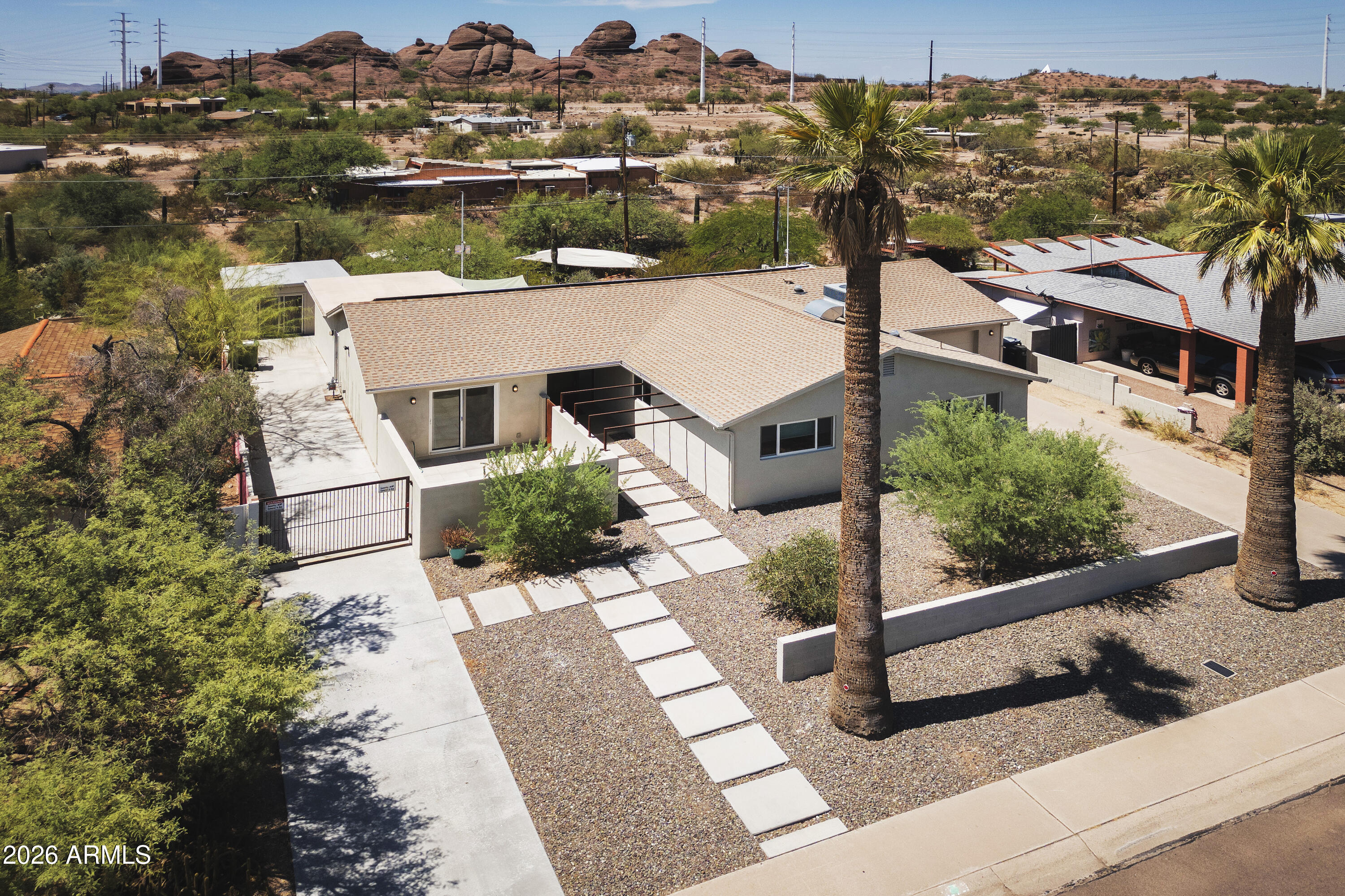 35 E PAPAGO Drive