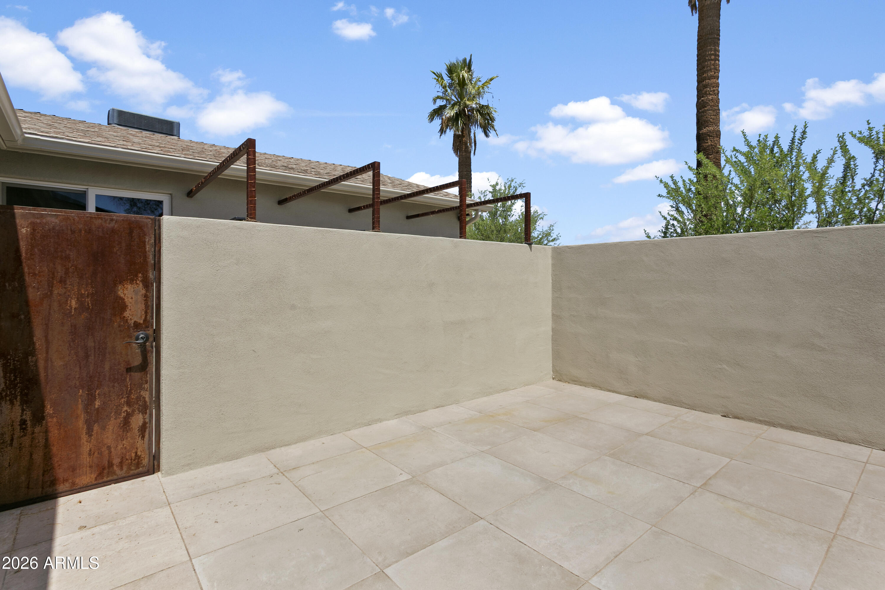 35 E PAPAGO Drive