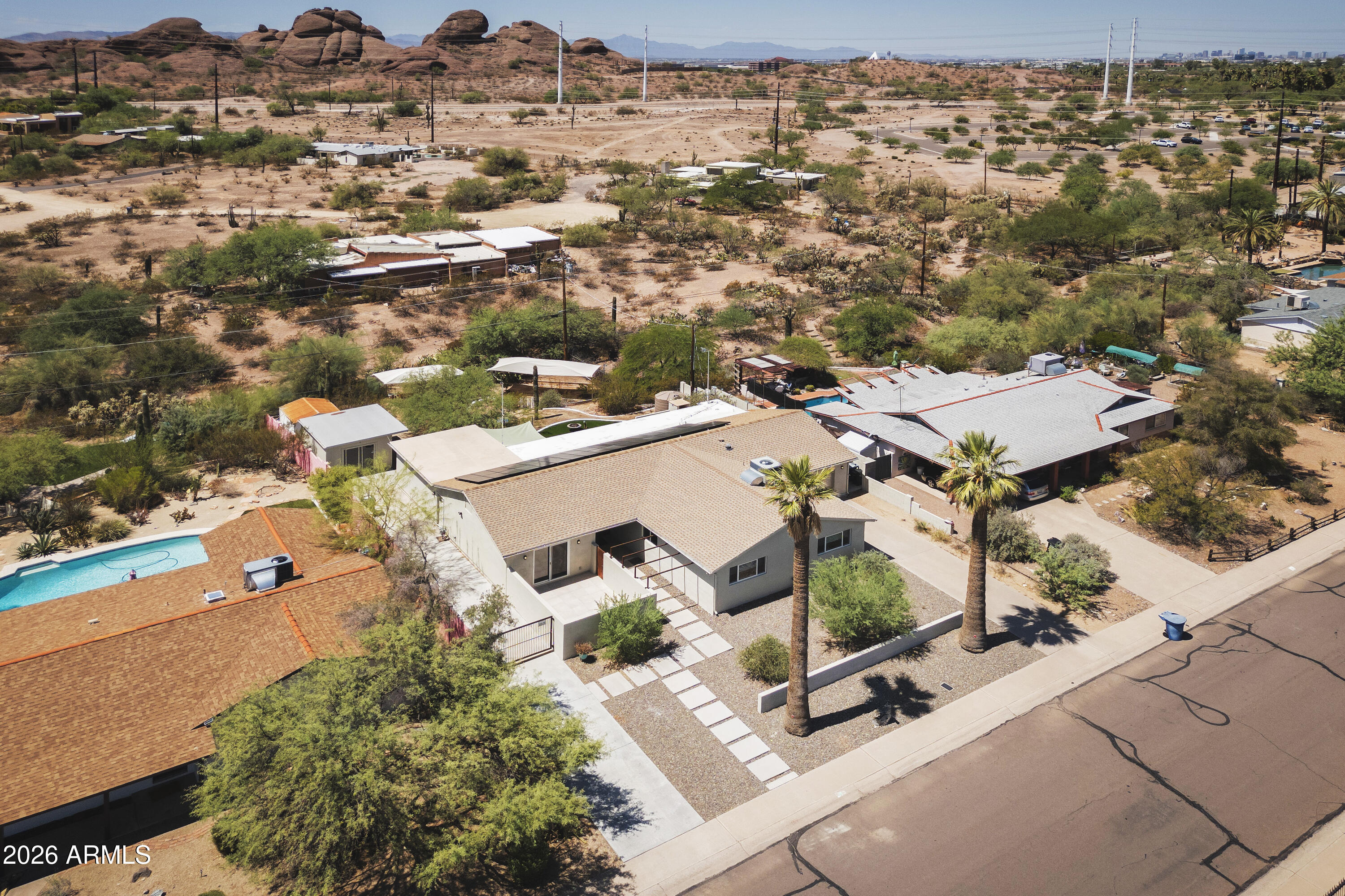 35 E PAPAGO Drive