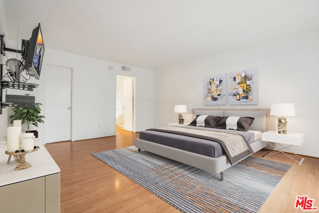 5245 Coldwater Canyon Ave Unit: C