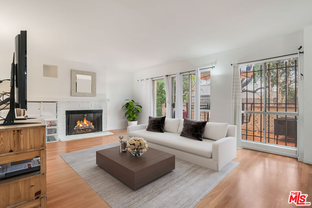 5245 Coldwater Canyon Ave Unit: C