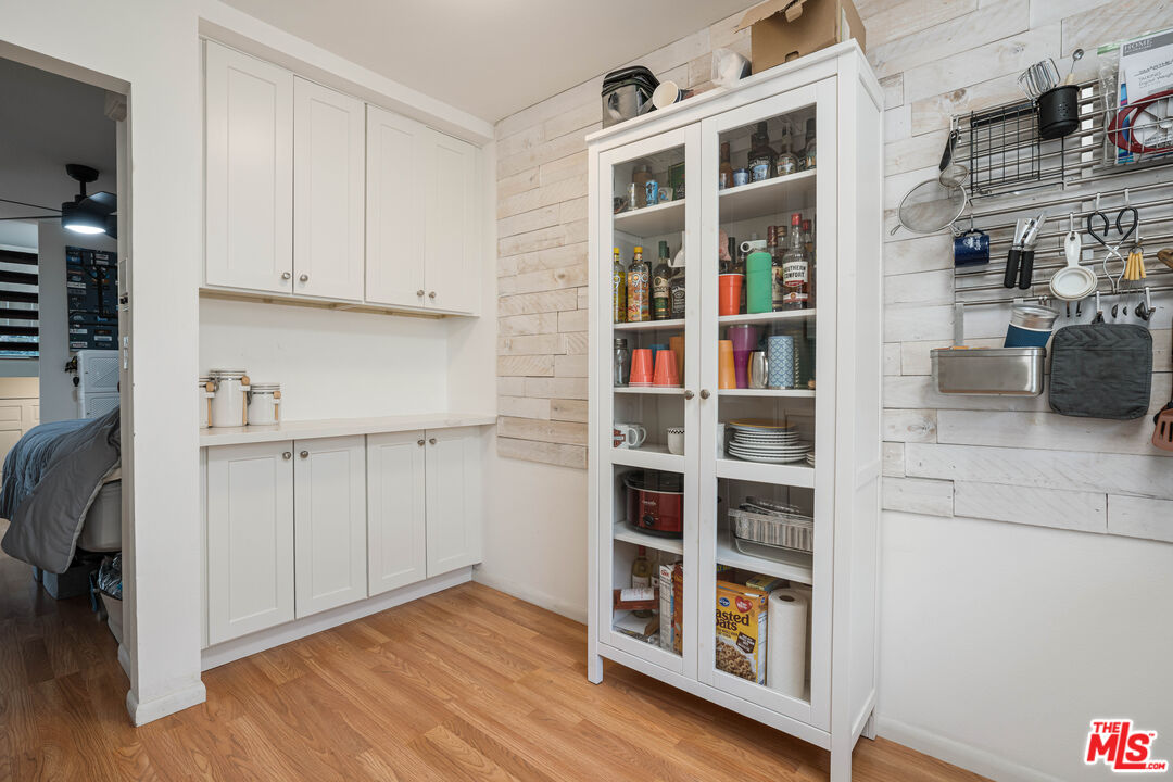 5245 Coldwater Canyon Ave Unit: C
