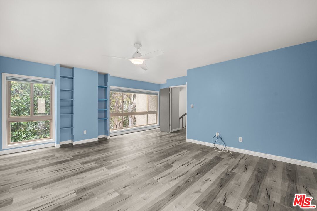 5245 Coldwater Canyon Ave Unit: J