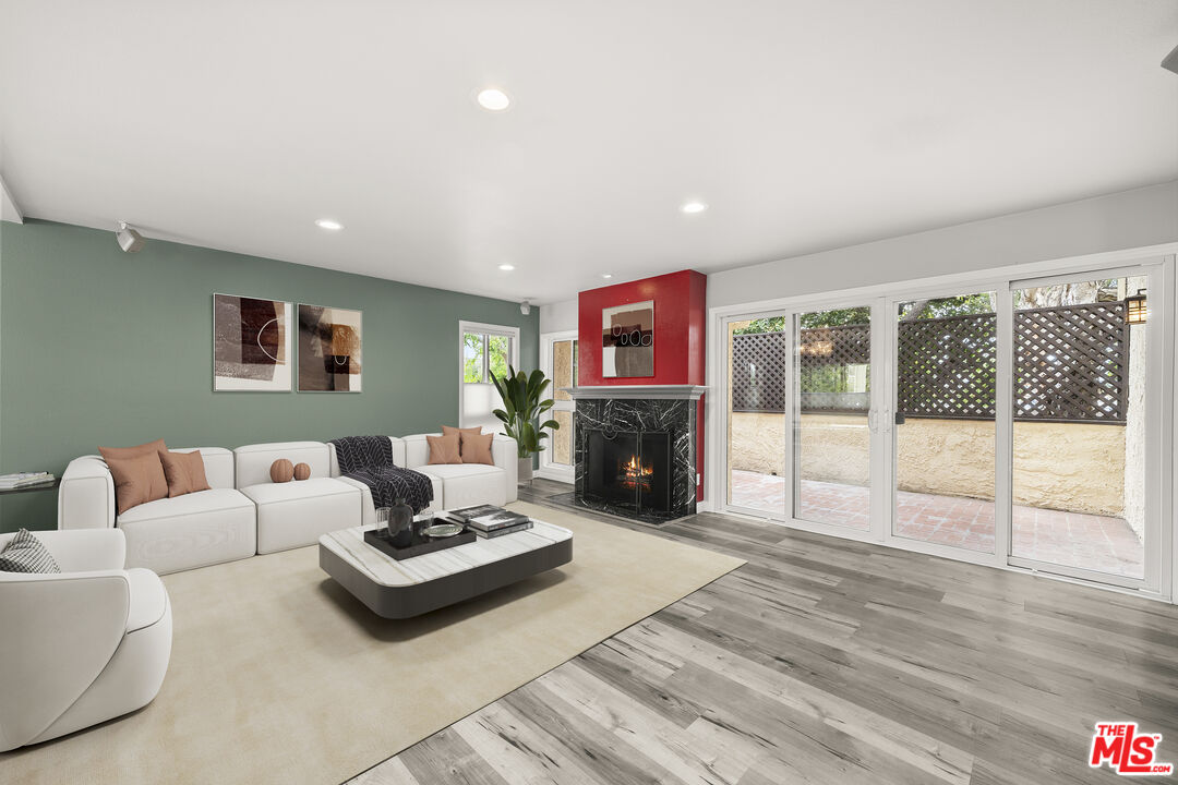 5245 Coldwater Canyon Ave Unit: J