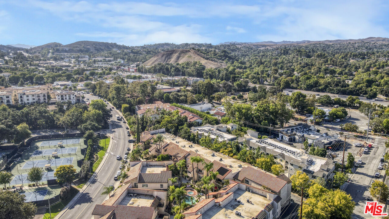 23401 Park Sorrento Unit: 30