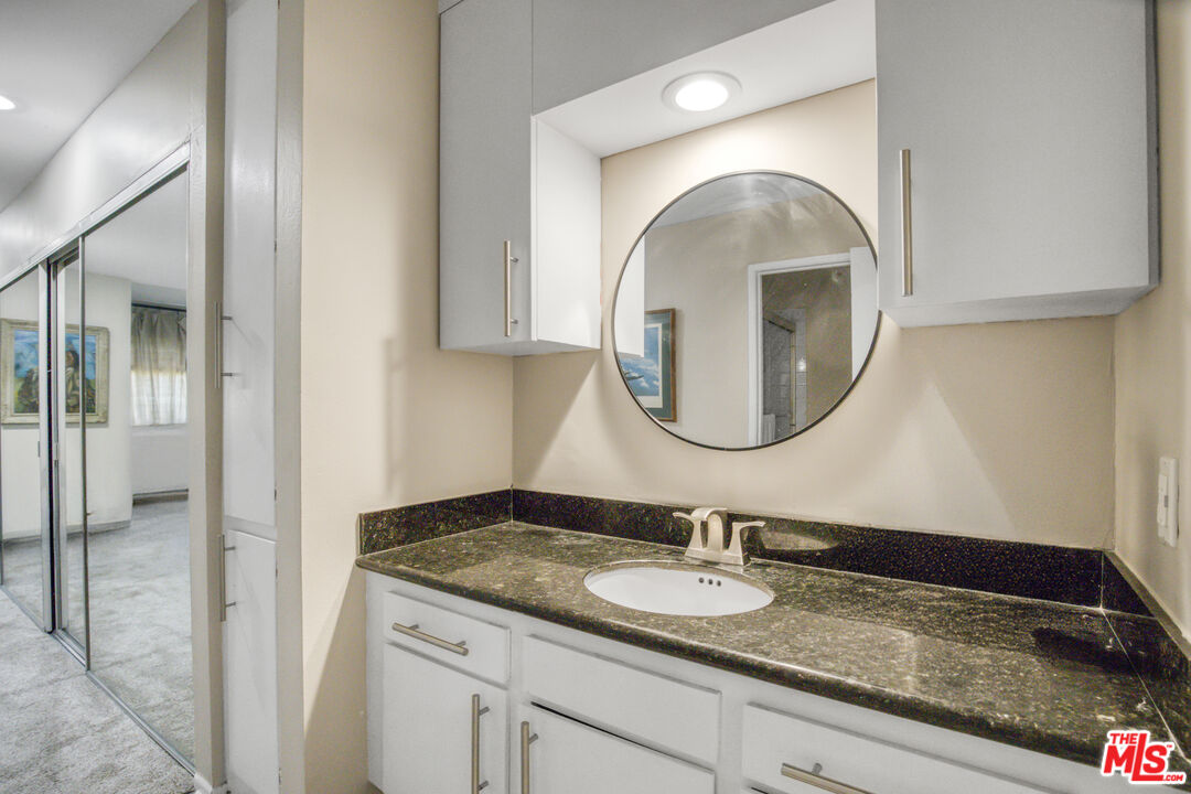 23401 Park Sorrento Unit: 30