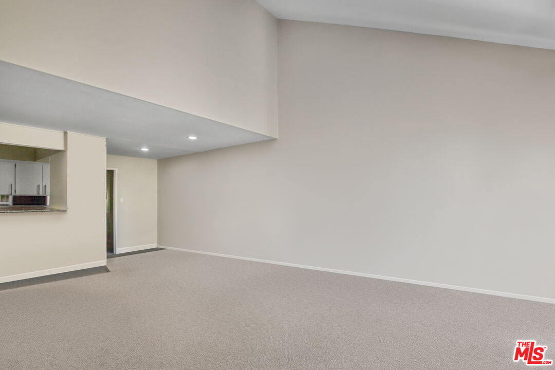 23401 Park Sorrento Unit: 30