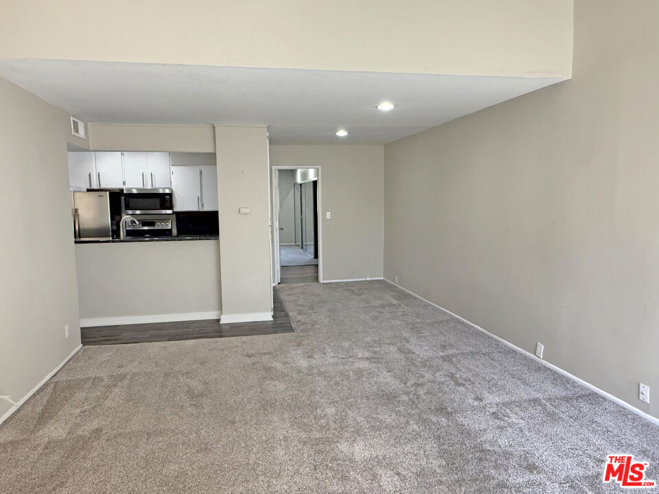23401 Park Sorrento Unit: 30