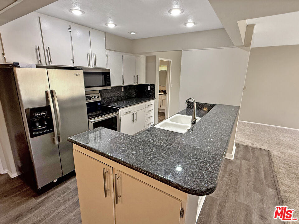 23401 Park Sorrento Unit: 30