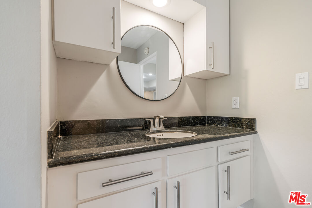 23401 Park Sorrento Unit: 30