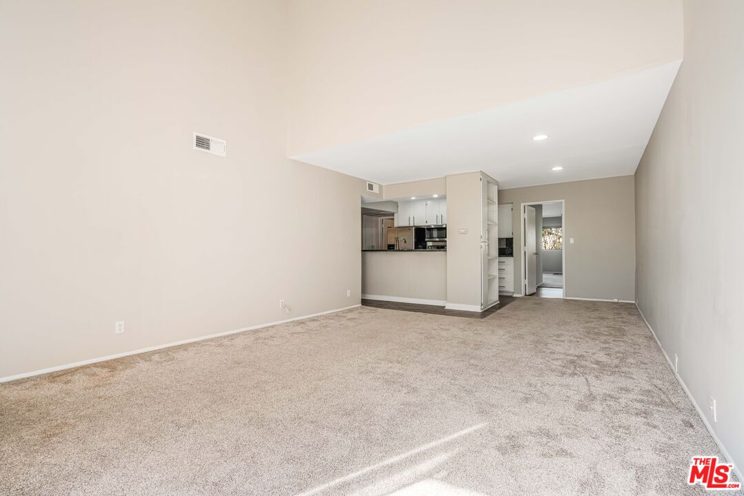 23401 Park Sorrento Unit: 30