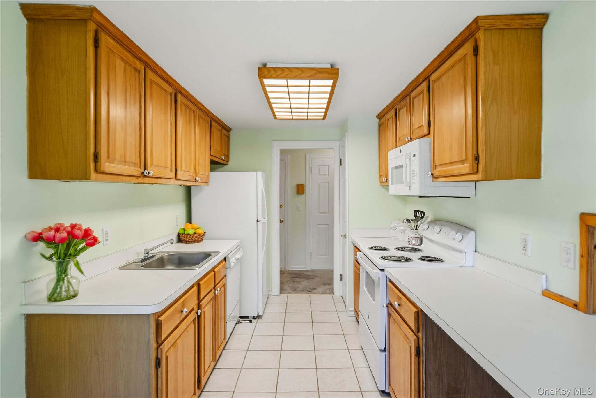 1704 Holly Stream Court