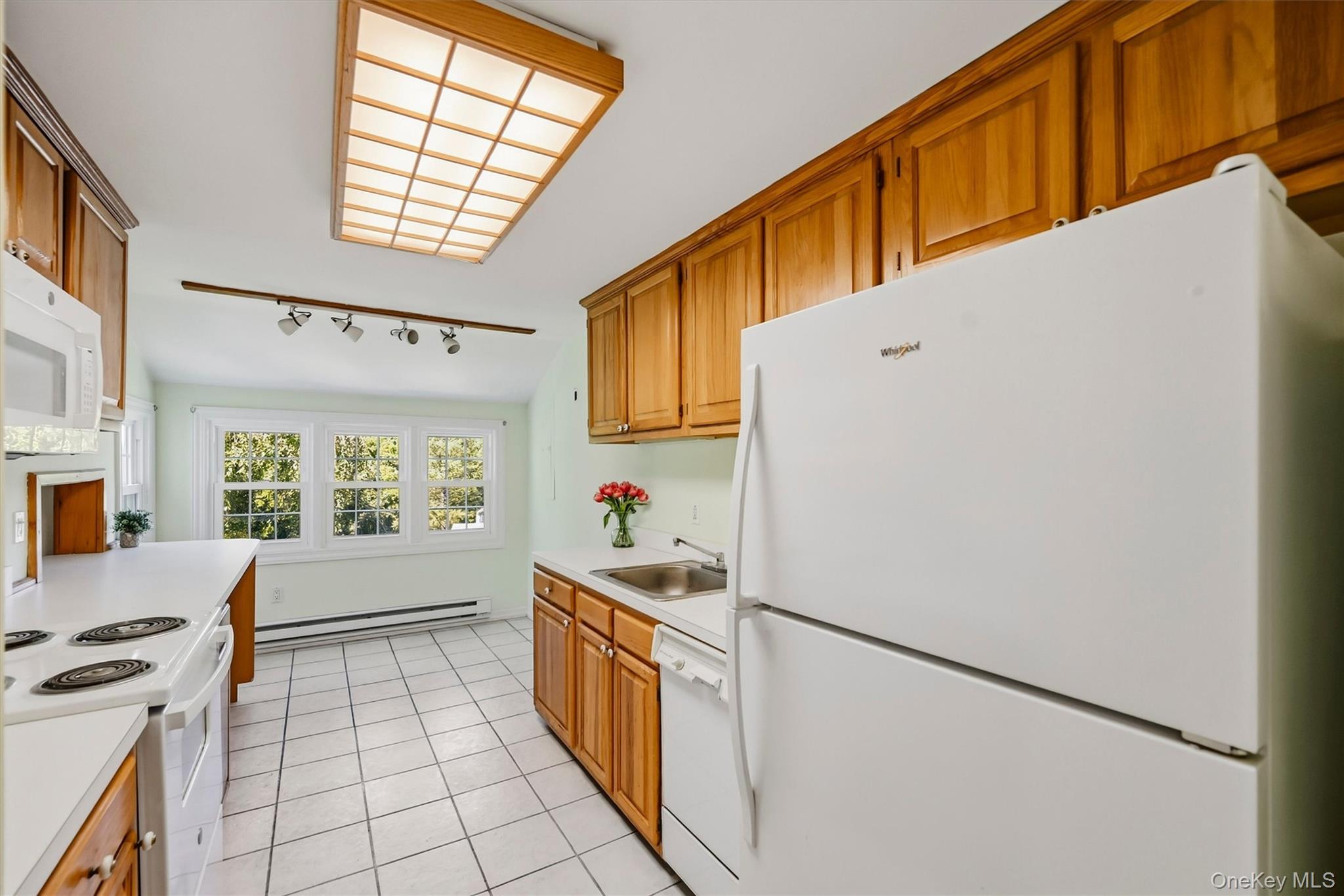 1704 Holly Stream Court