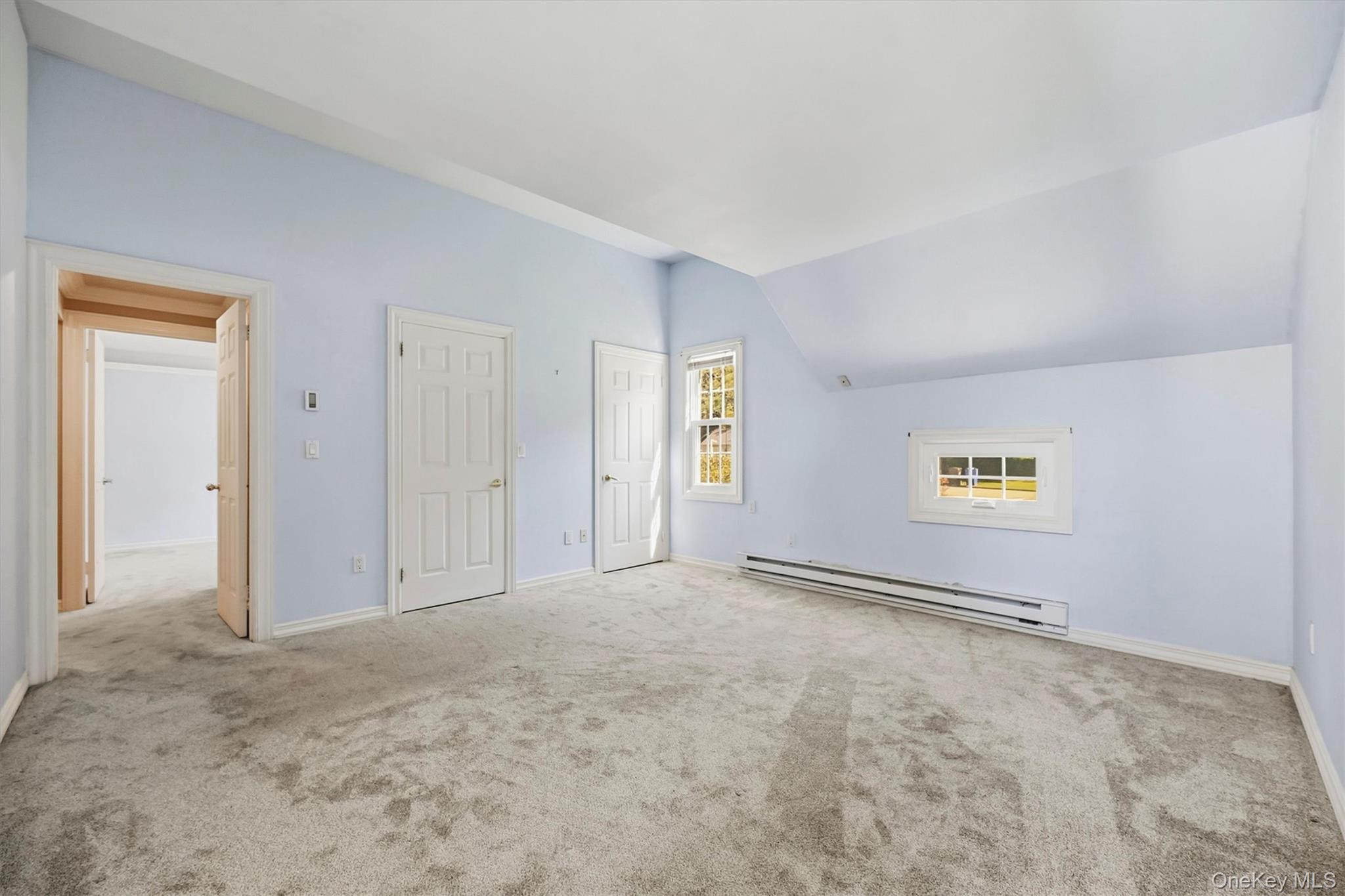 1704 Holly Stream Court