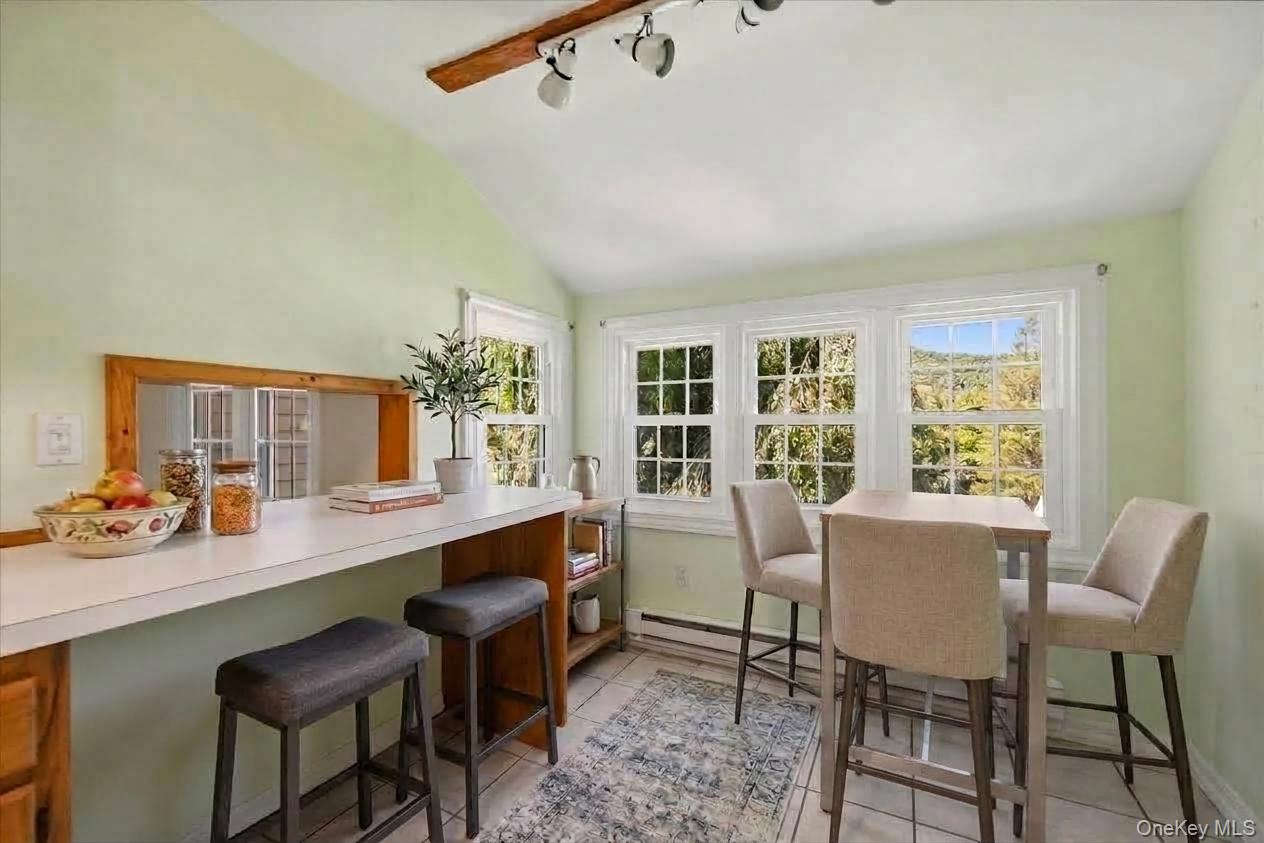 1704 Holly Stream Court