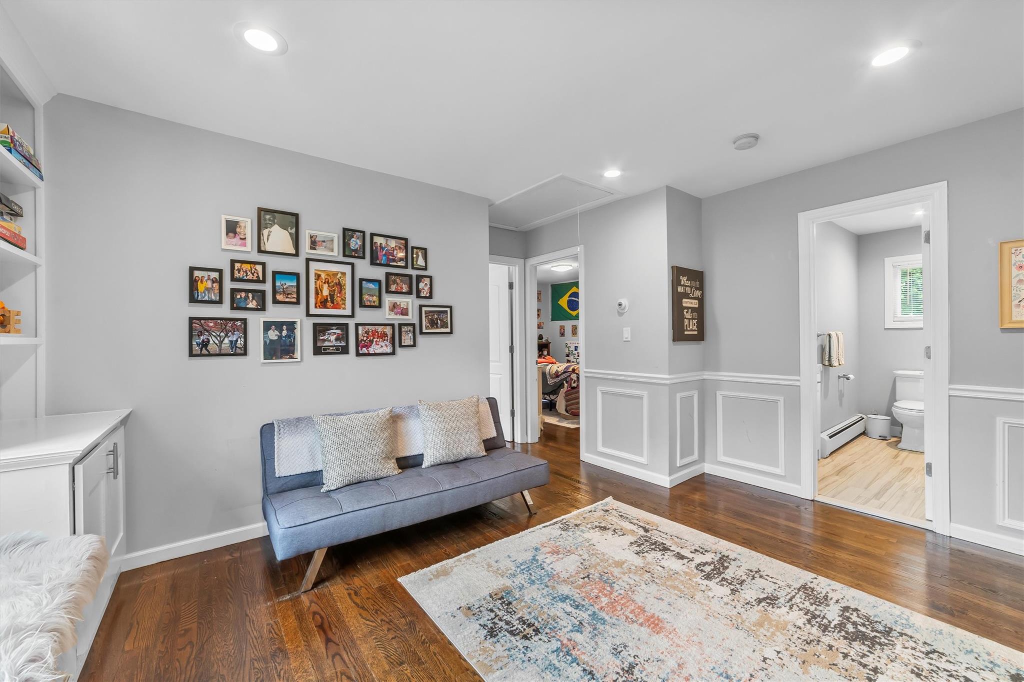 6 Spring Lane