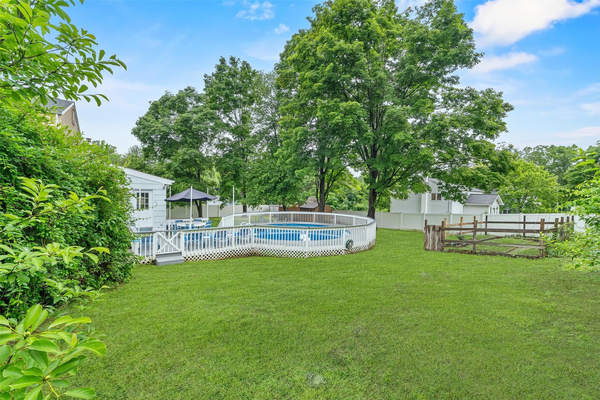 6 Spring Lane