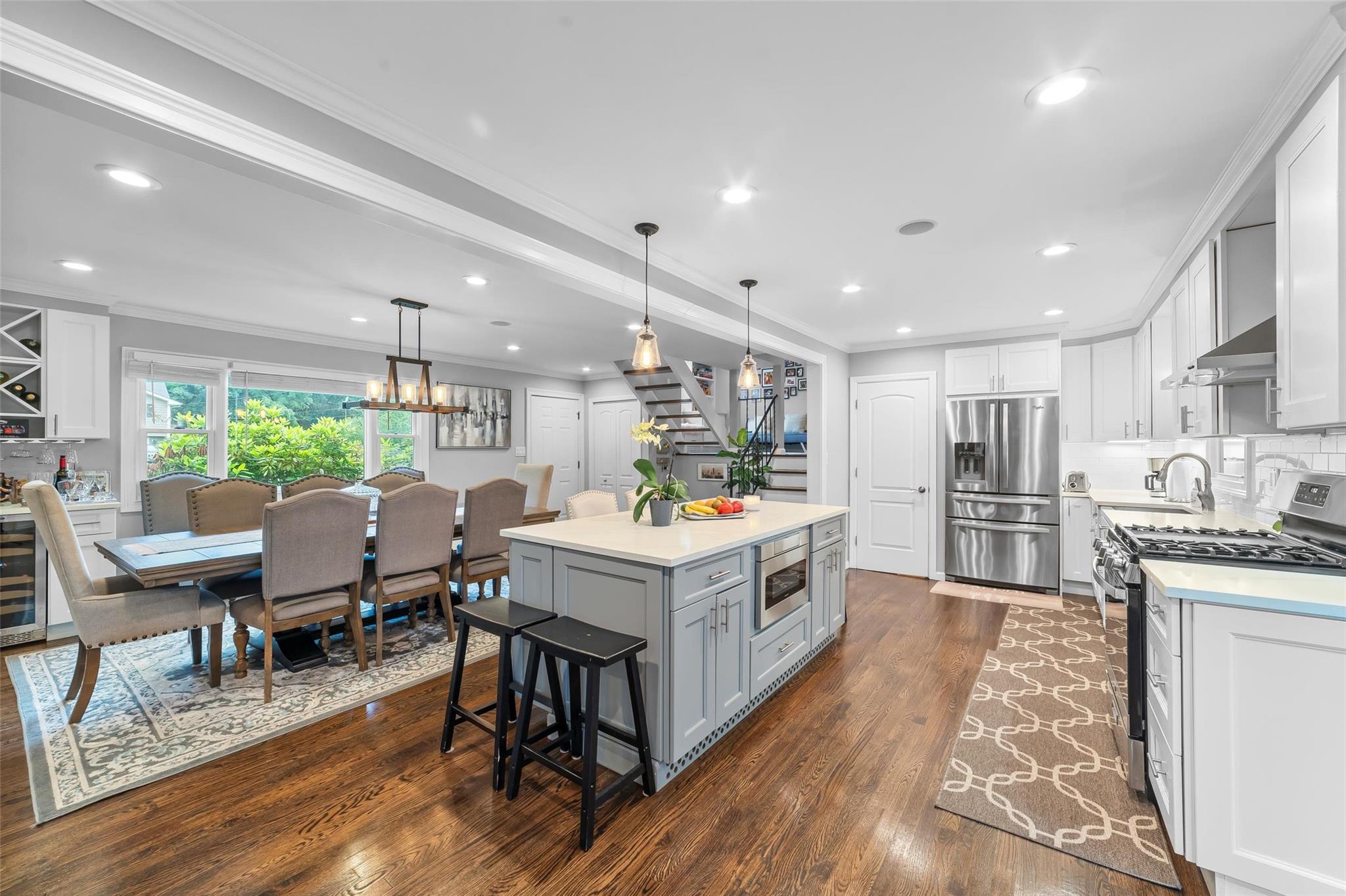 6 Spring Lane