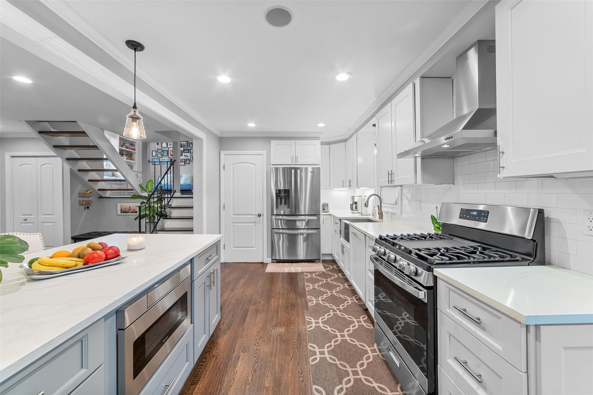 6 Spring Lane